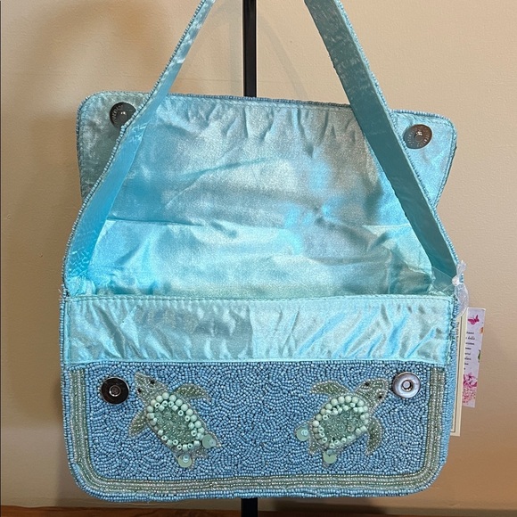 Handcrafted In India | Beaded Purse w/ Dust Bag, Charm Connector & Turtle Charm - Picture 8 of 17